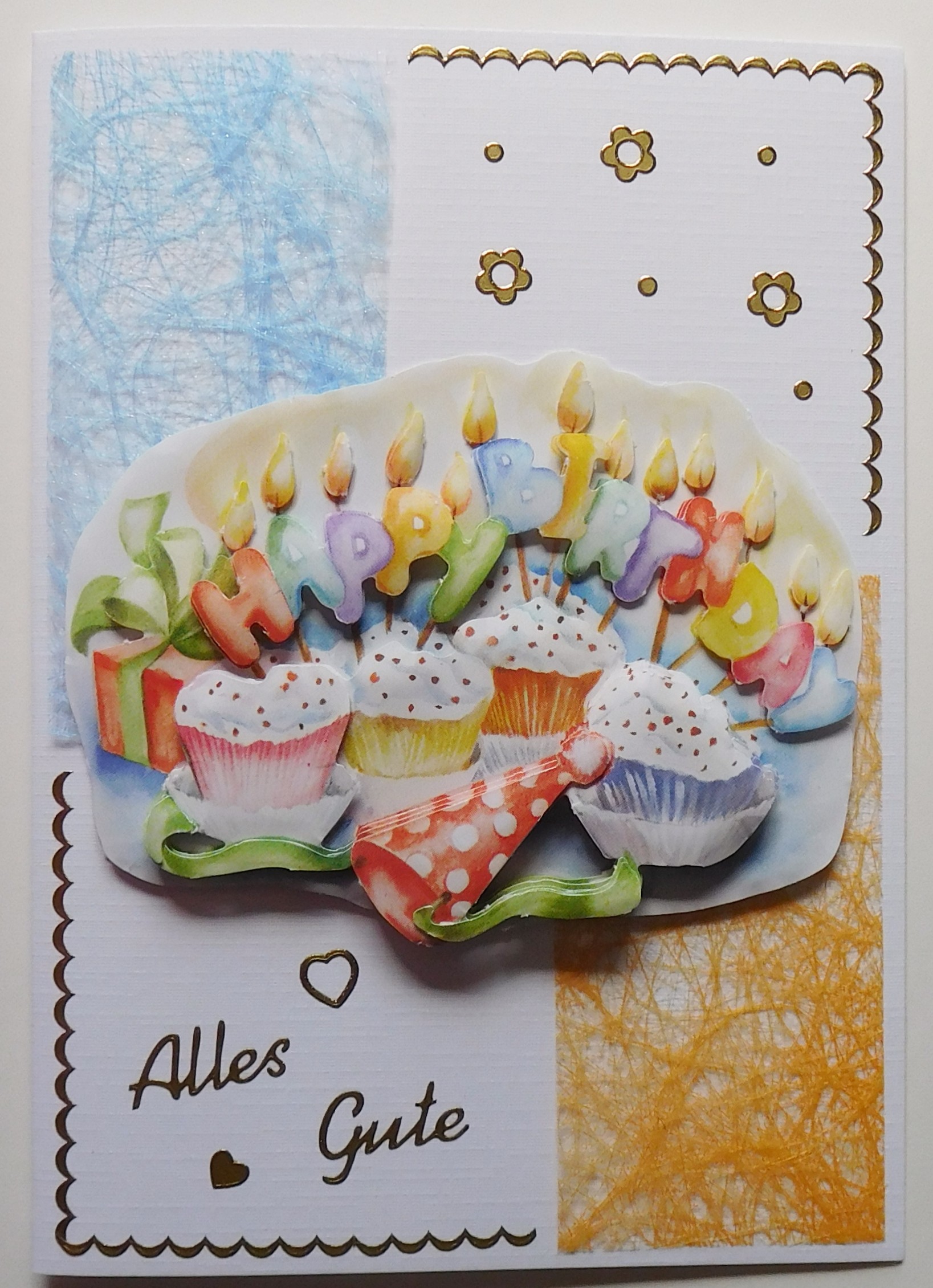 Bunte Geburtstagsgrüße mit Cupcakes