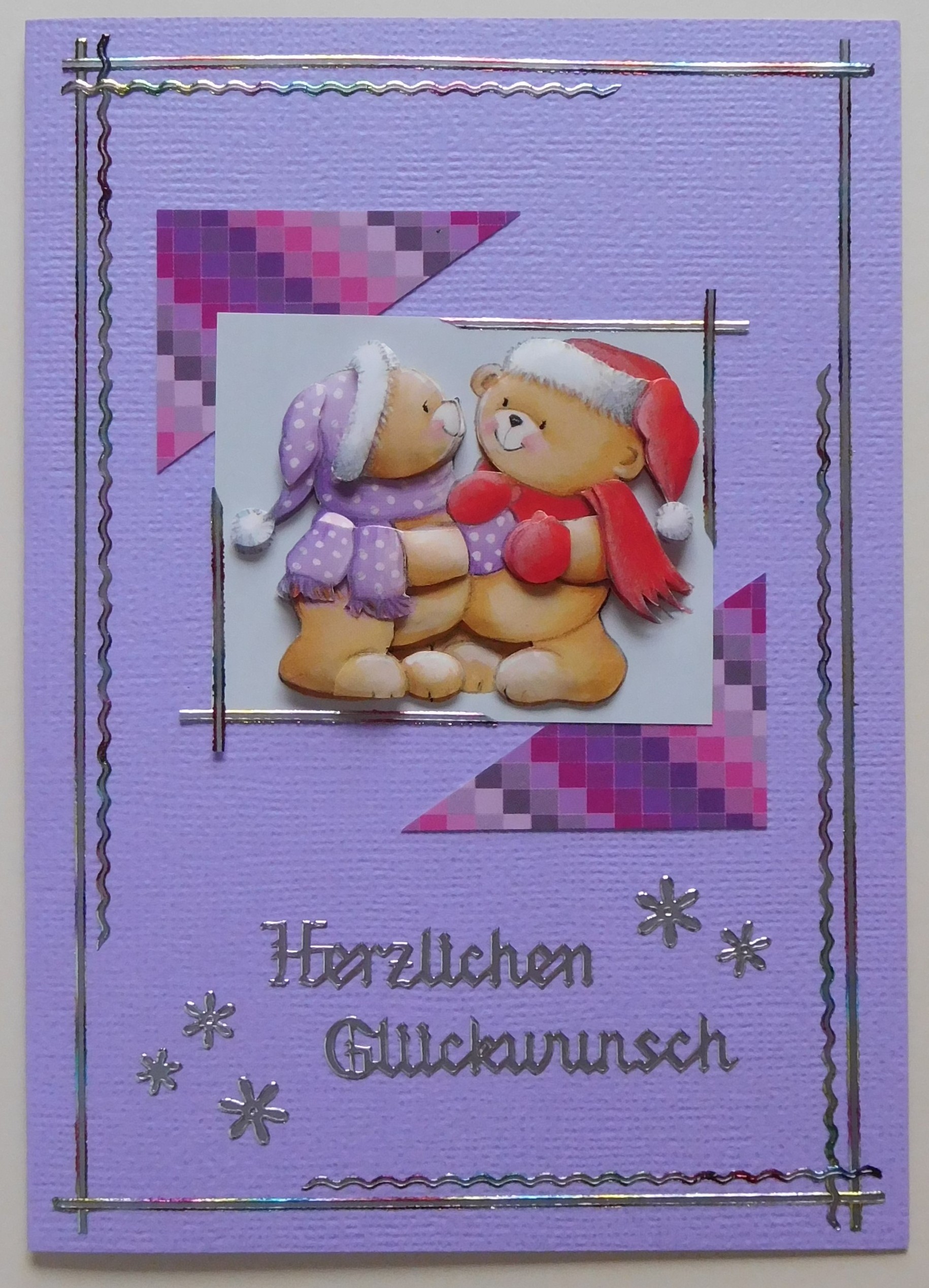 Winterliche Teddykarte mit Schneeflocken