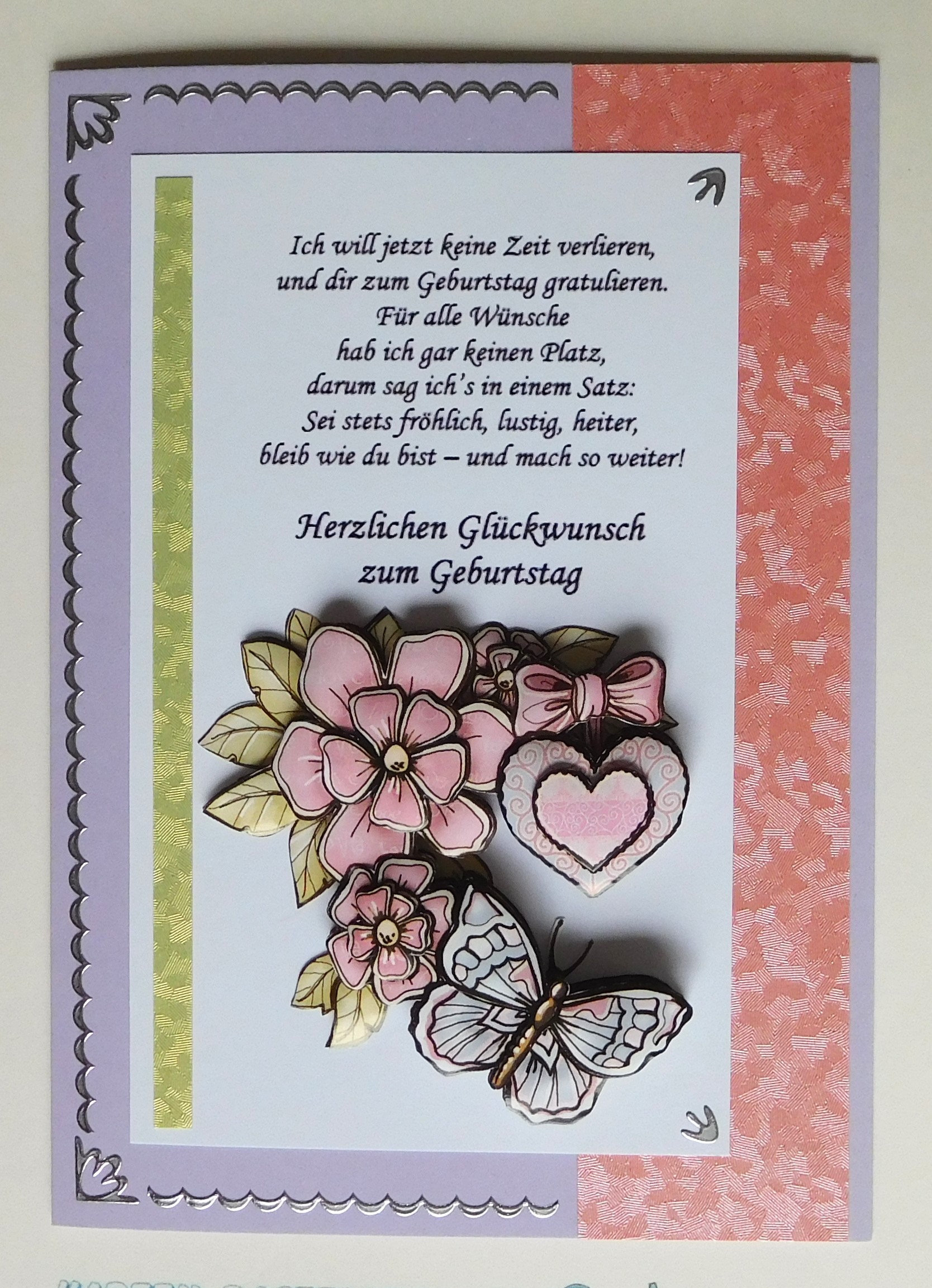 Geburtstagskarte mit Blumen und Schmetterling