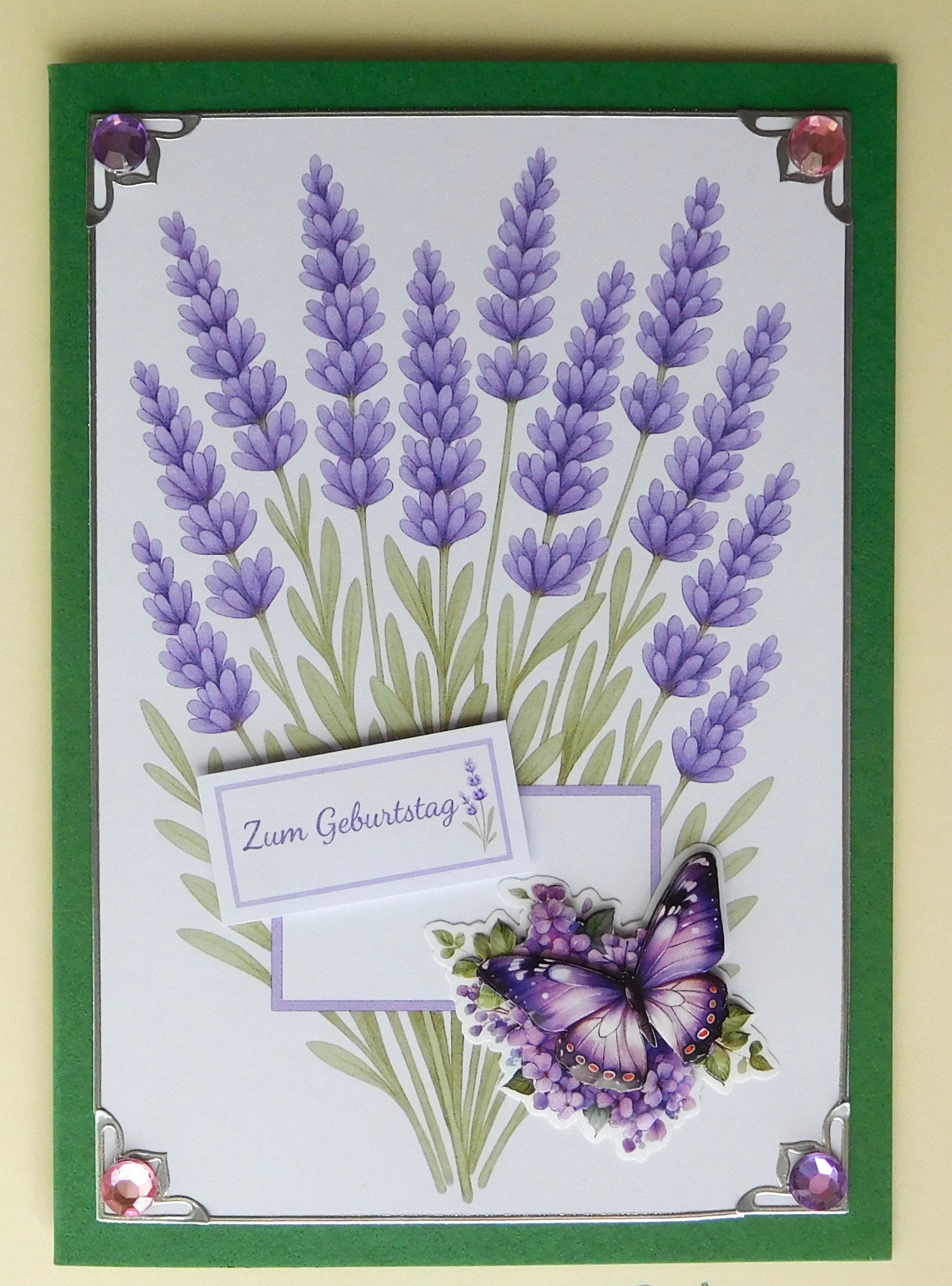 Geburtstagskarte mit Lavendel und Schmetterling