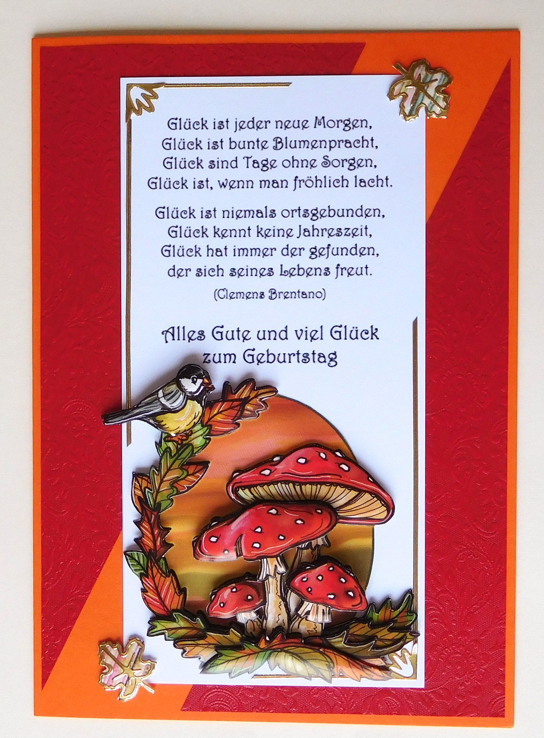 Geburtstagskarte mit Pilzen und Vogel